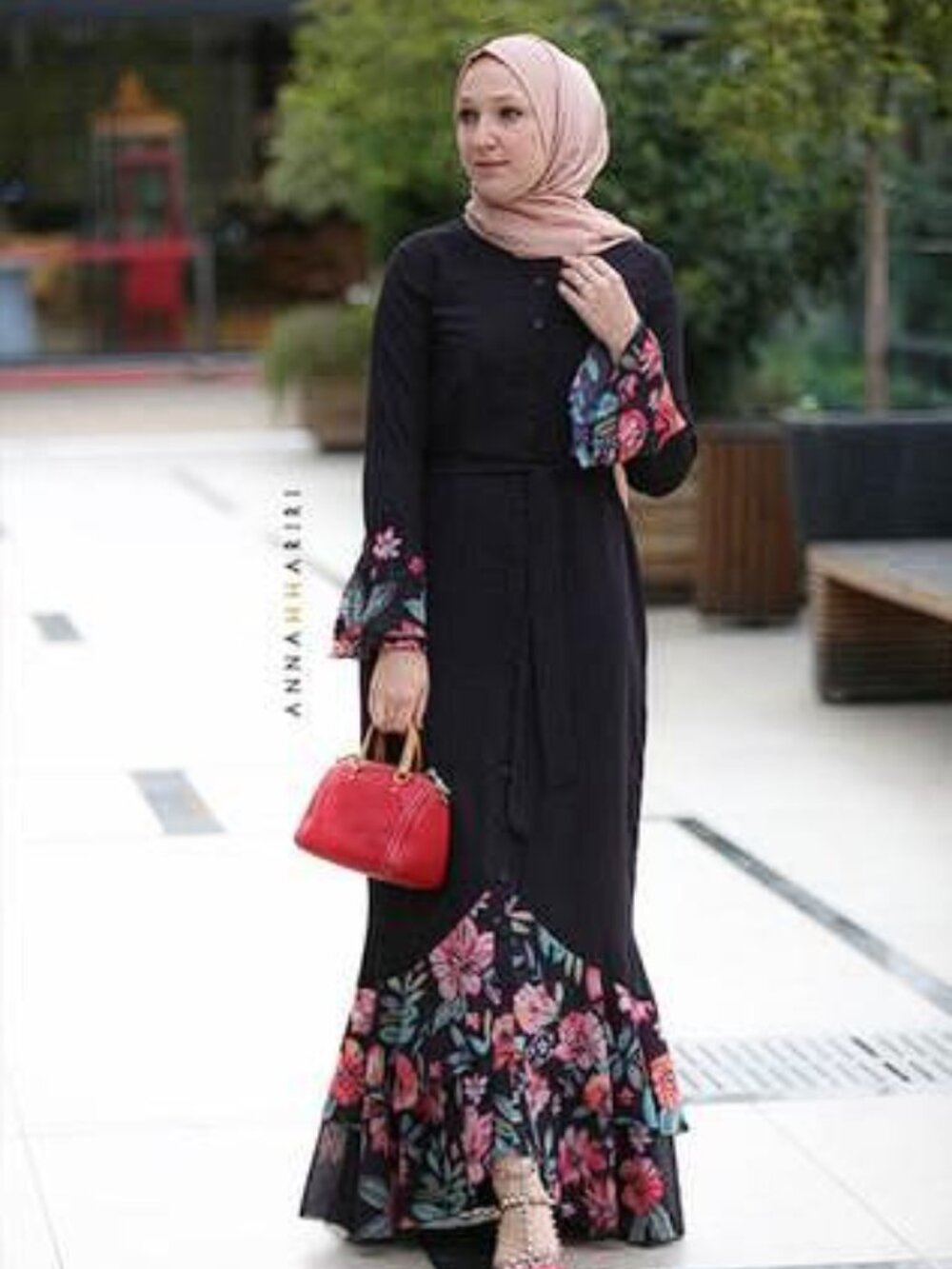 ANNAHHARIRI Women's Black Melis Dress